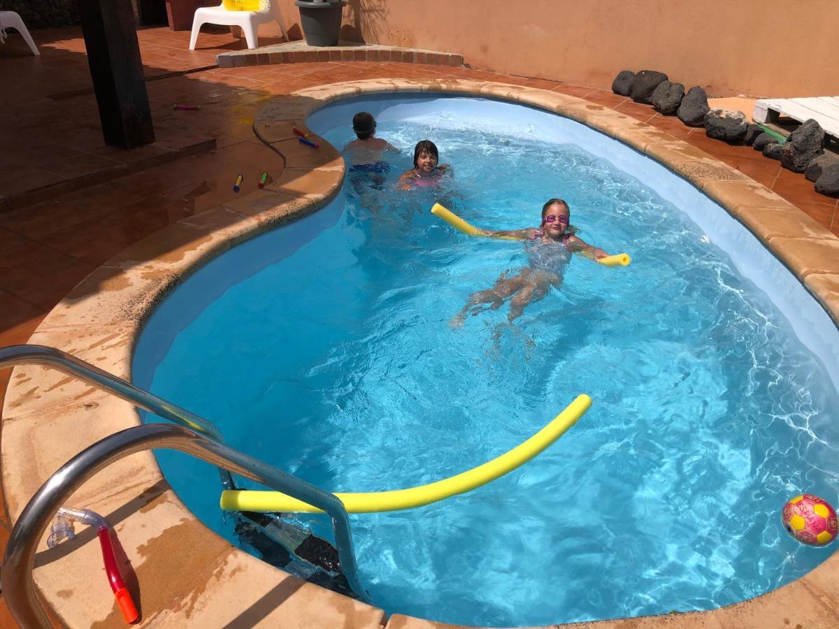 Lovely 2-Bed Villa In Corralejo Fuerteventura Eksteriør billede